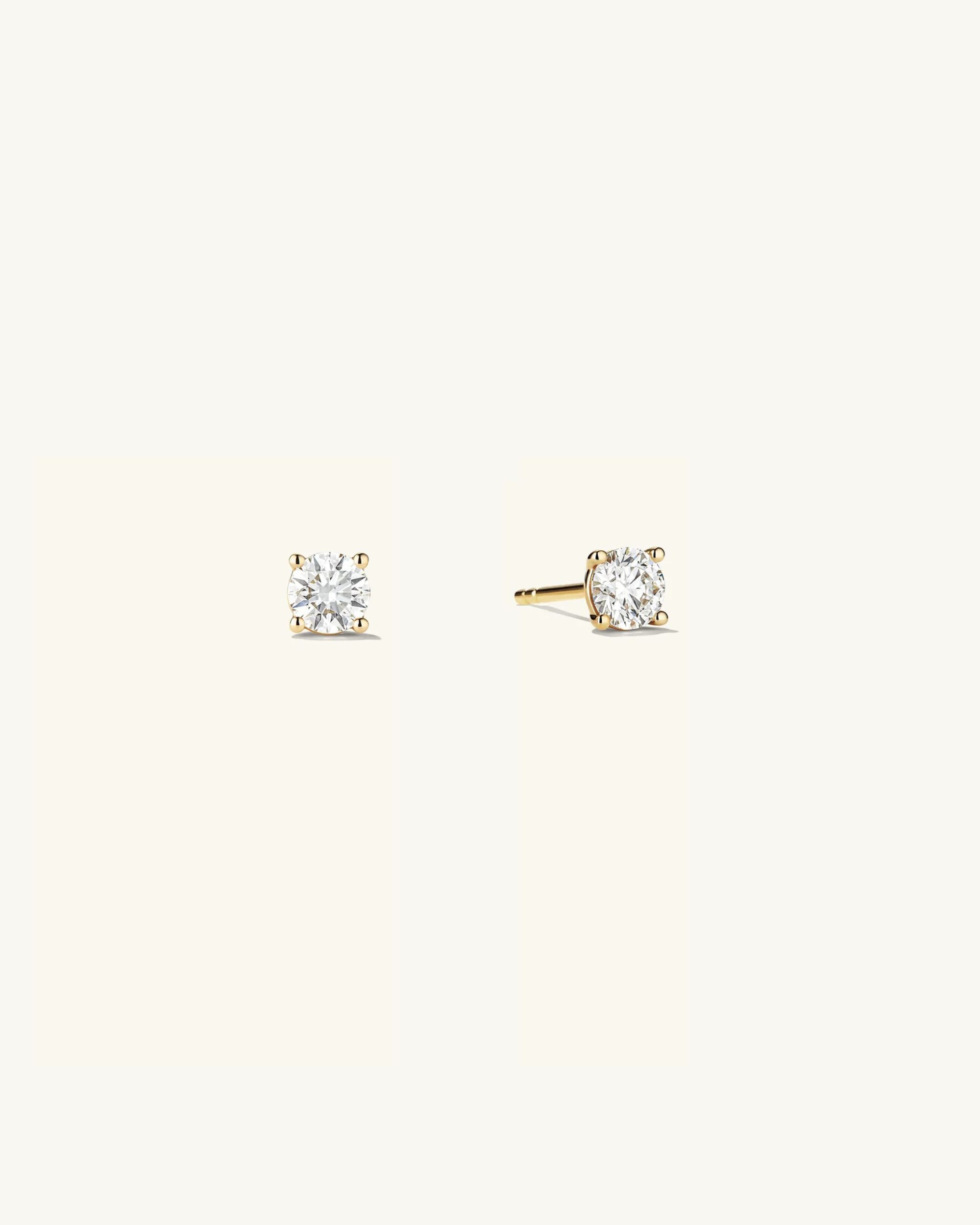 Round Studs