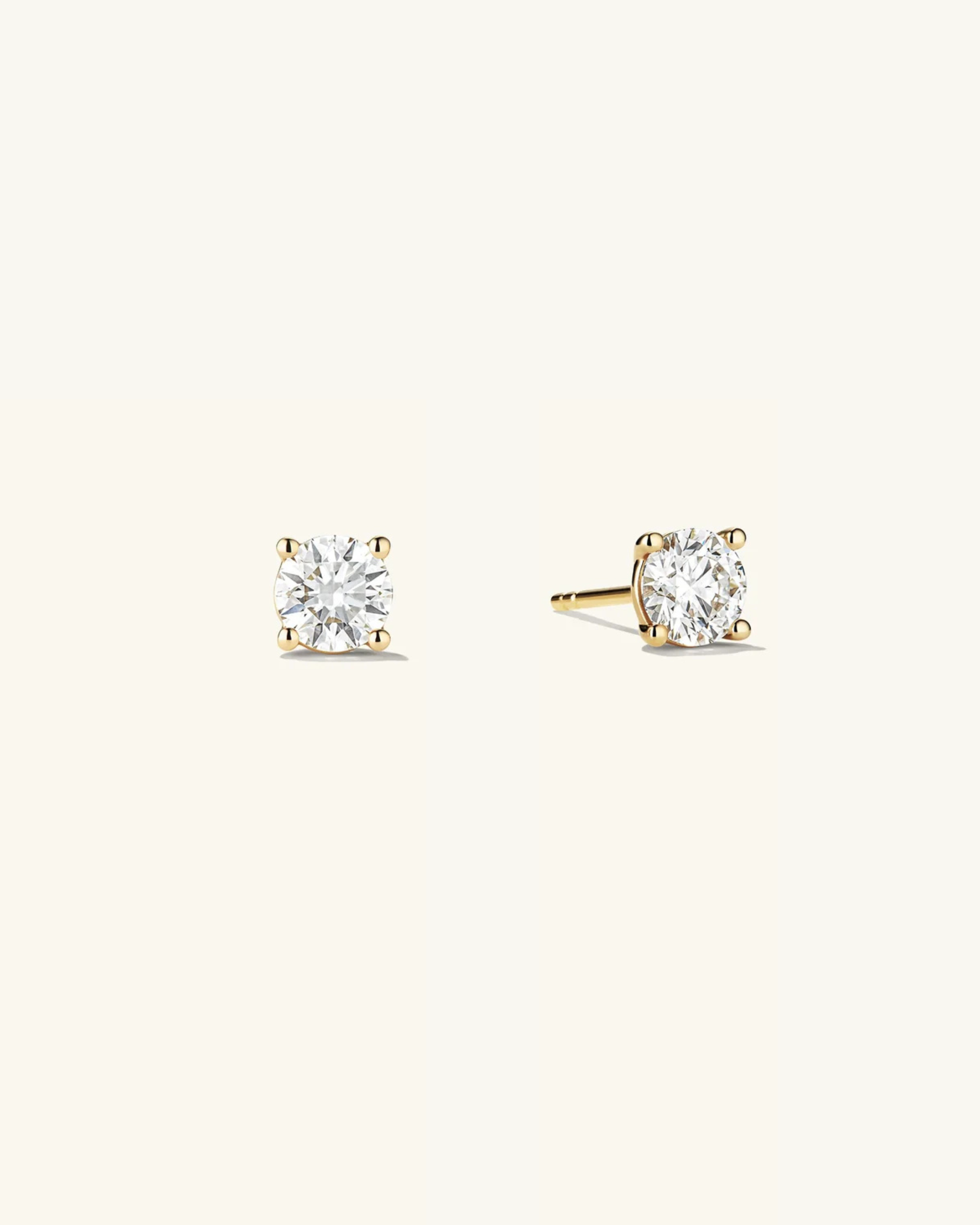 Round Studs